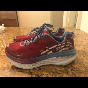 Women’s Hoka Bondi 5